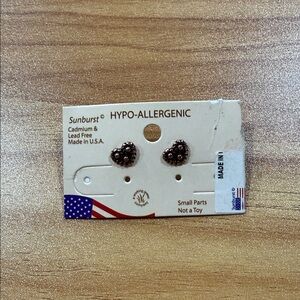 🛍️🛍️🛍️ New Bronze Copper Colored Heart Stud Earrings